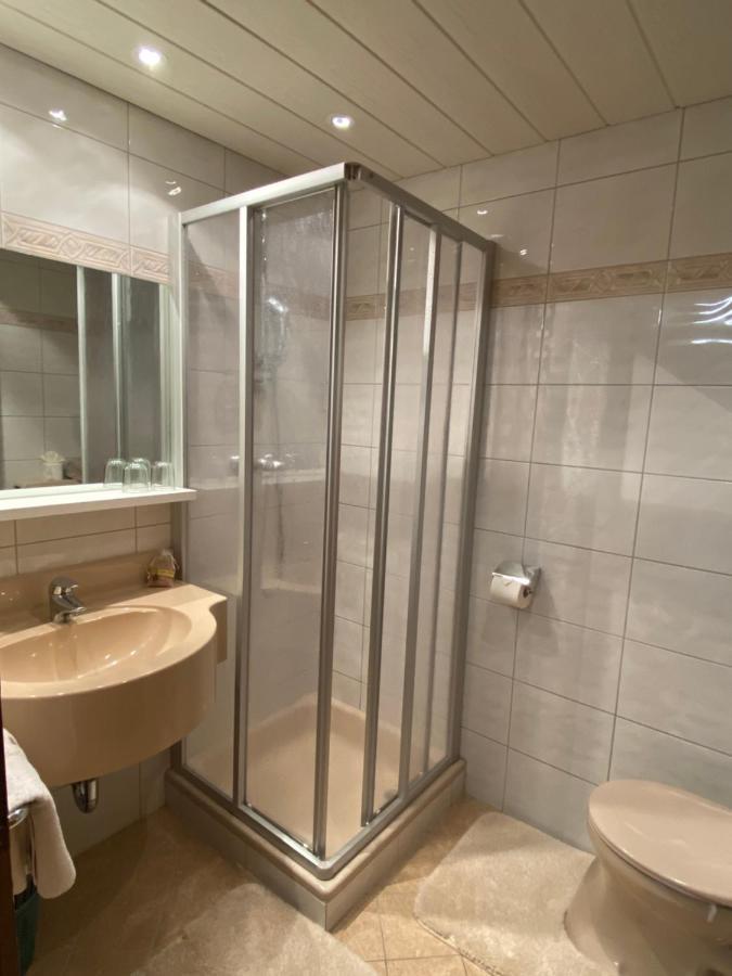 Gaestehaus Waltraud Langenfeld Bagian luar foto