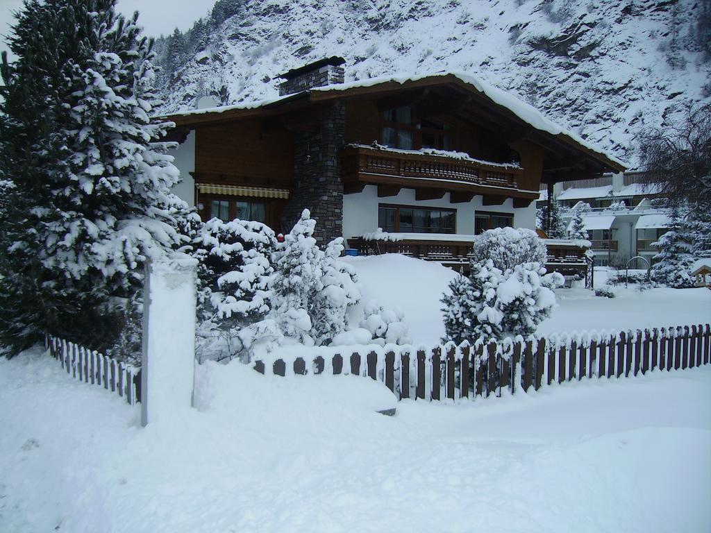 Gaestehaus Waltraud Langenfeld Bagian luar foto