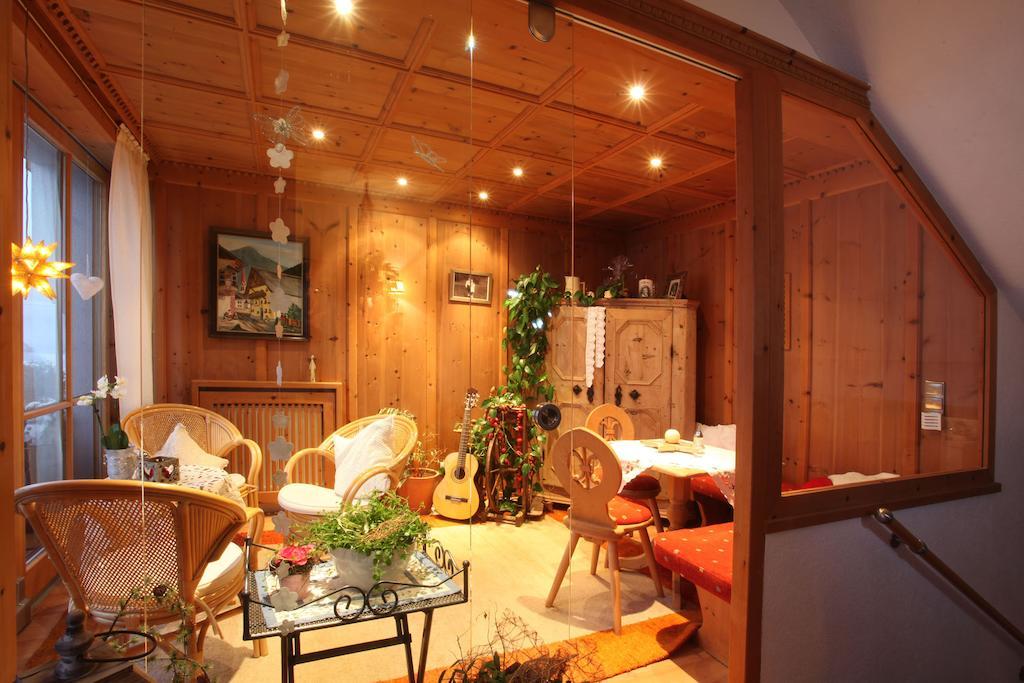 Gaestehaus Waltraud Langenfeld Bagian luar foto